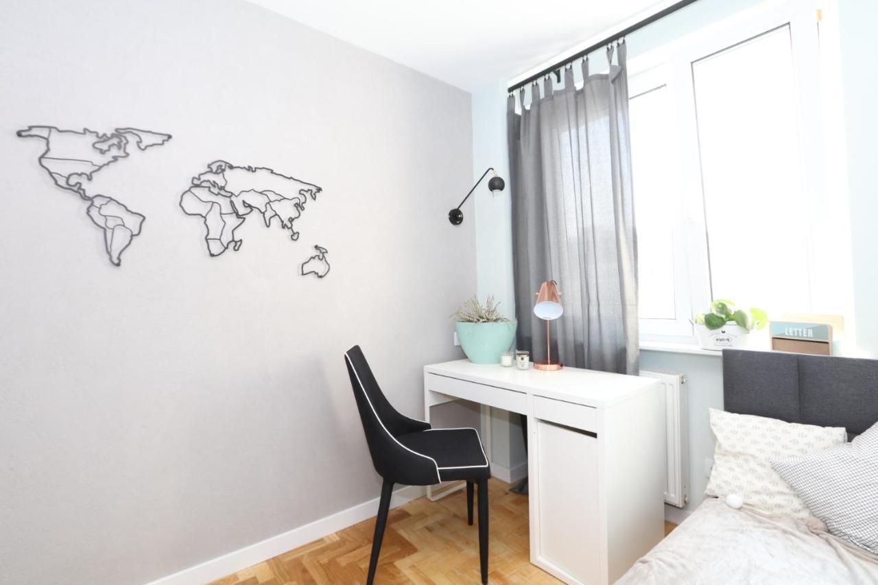 Romaszewskiego Zoliborz Bedroom Pokoj Metro Warsawa Bagian luar foto