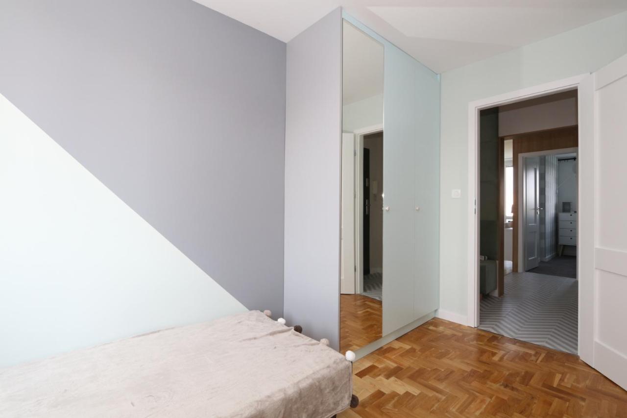 Romaszewskiego Zoliborz Bedroom Pokoj Metro Warsawa Bagian luar foto